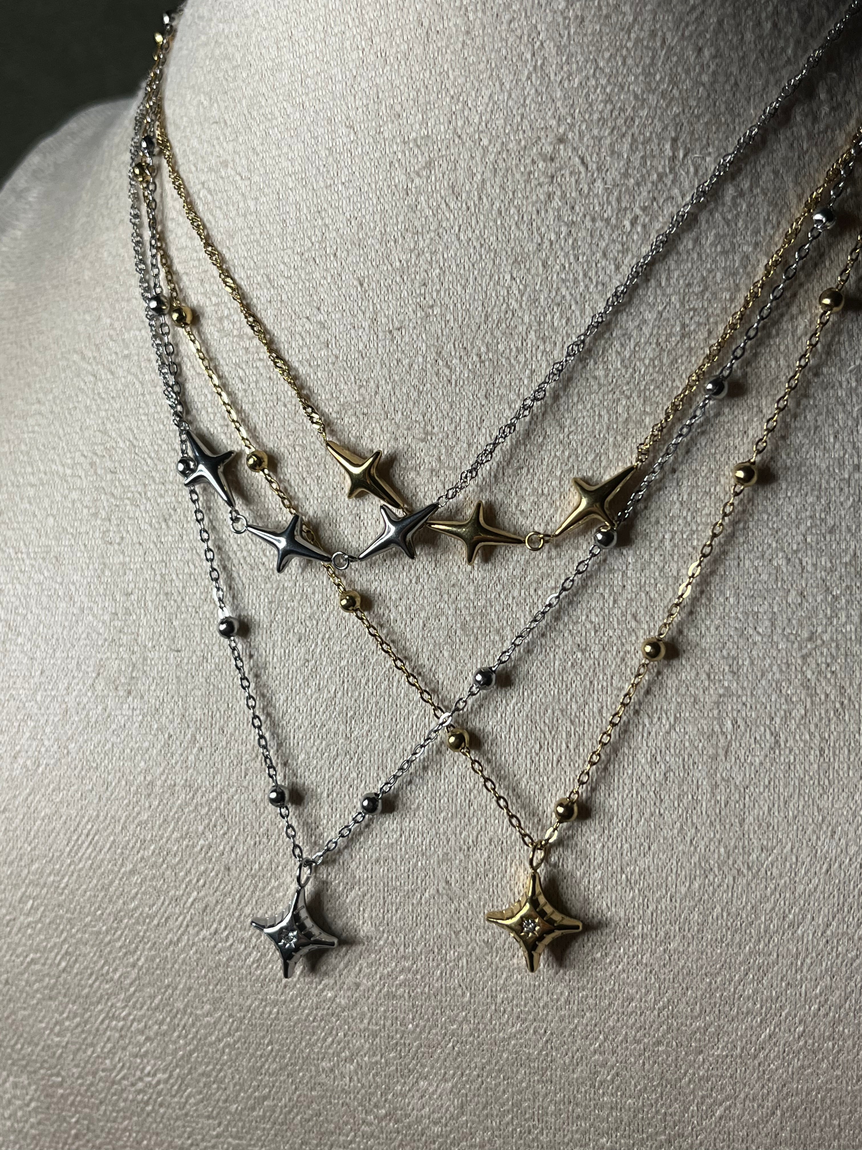 Collier Ava