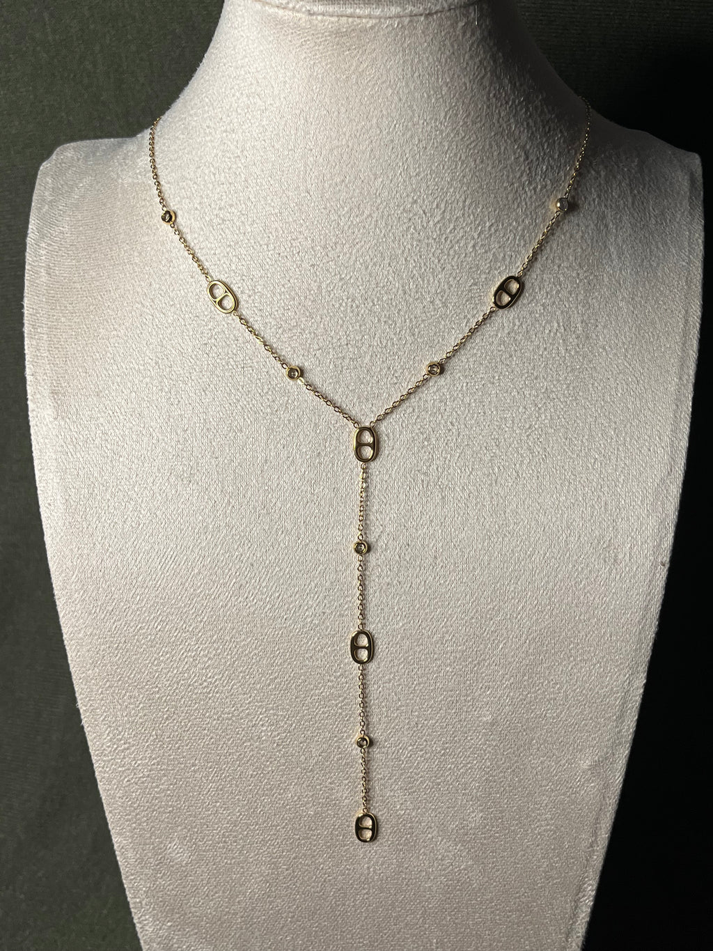 Collier Lison