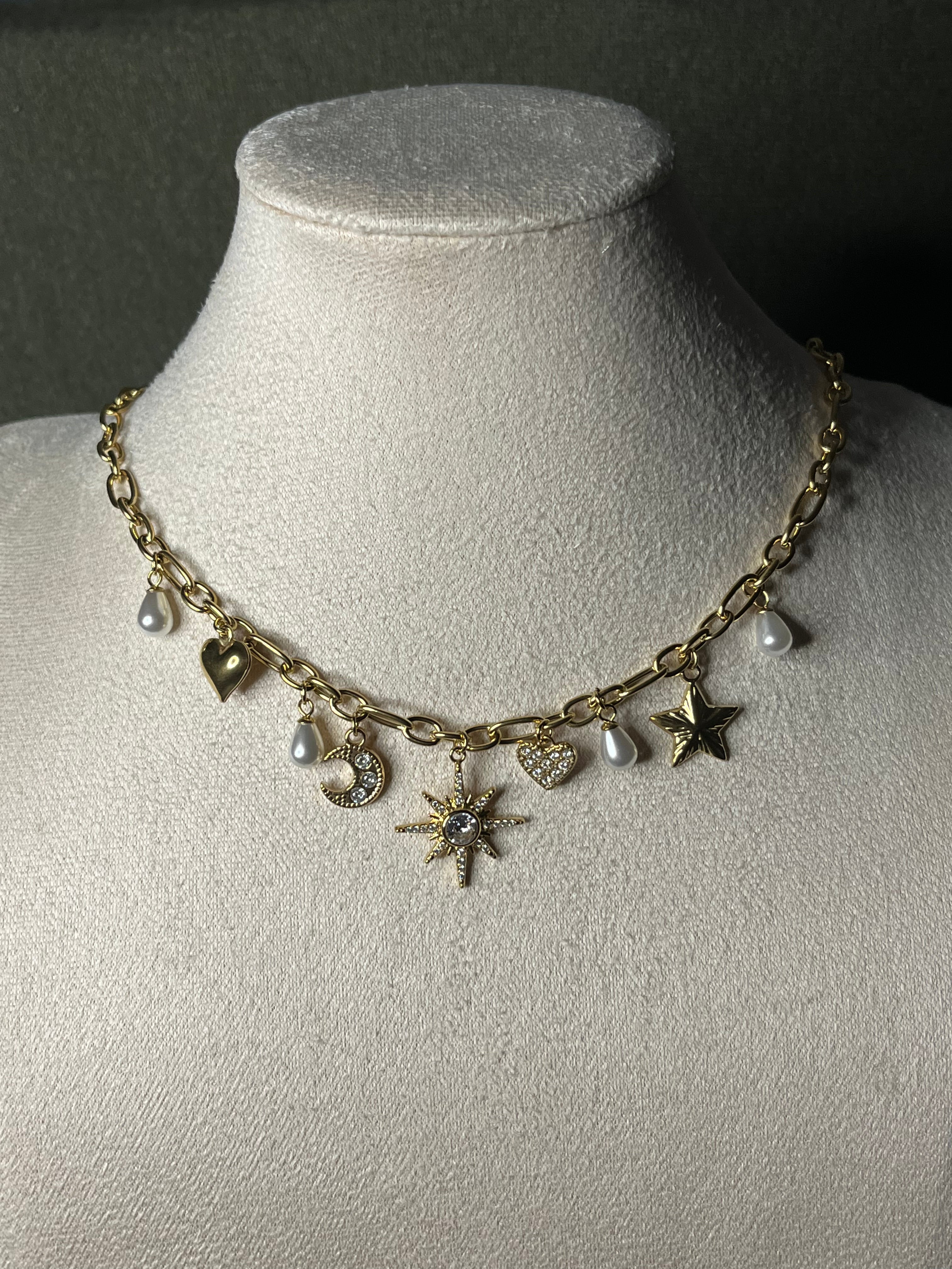 Collier Astra