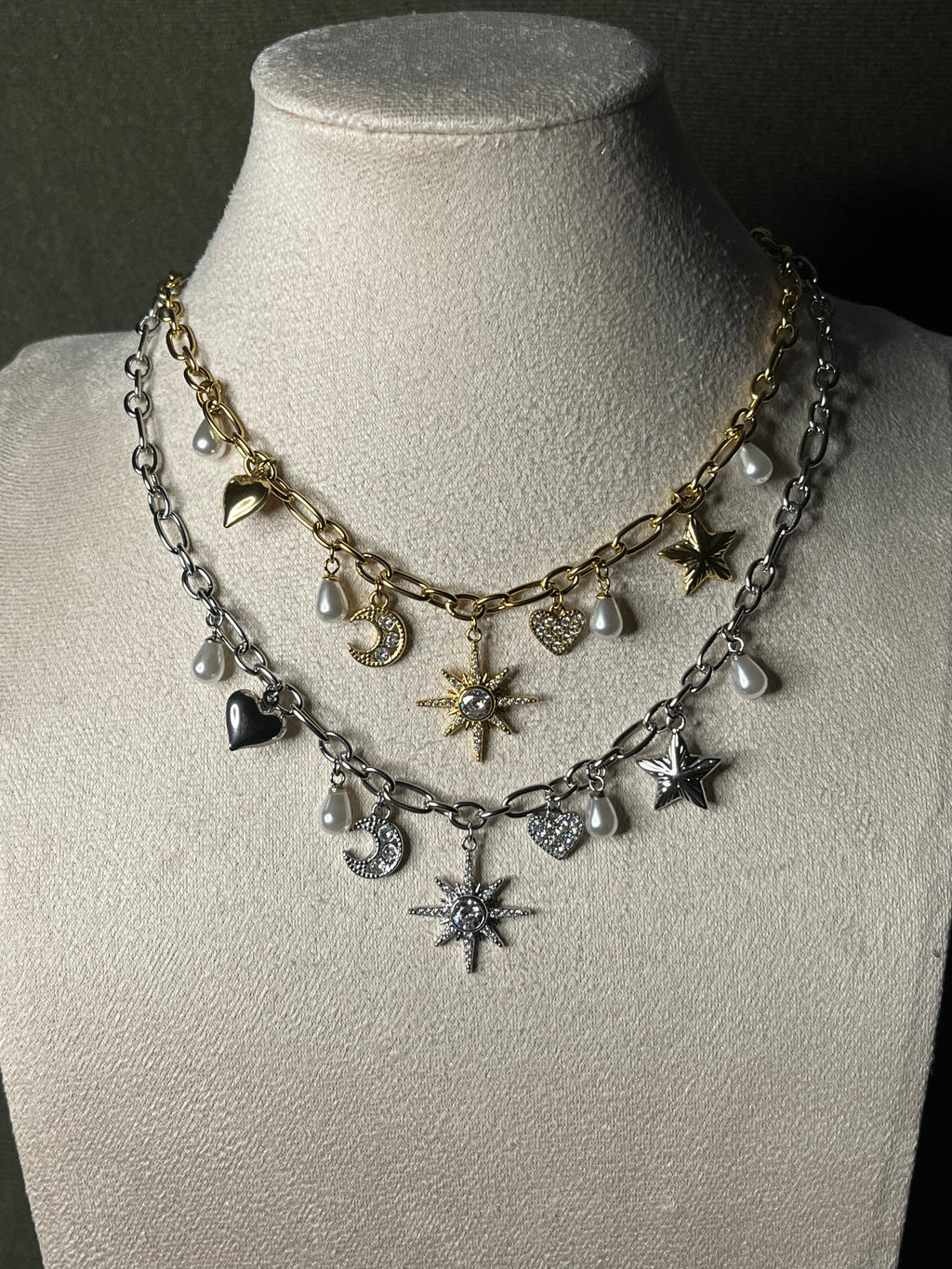 Collier Astra