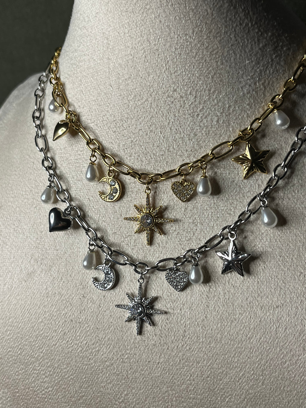 Collier Astra