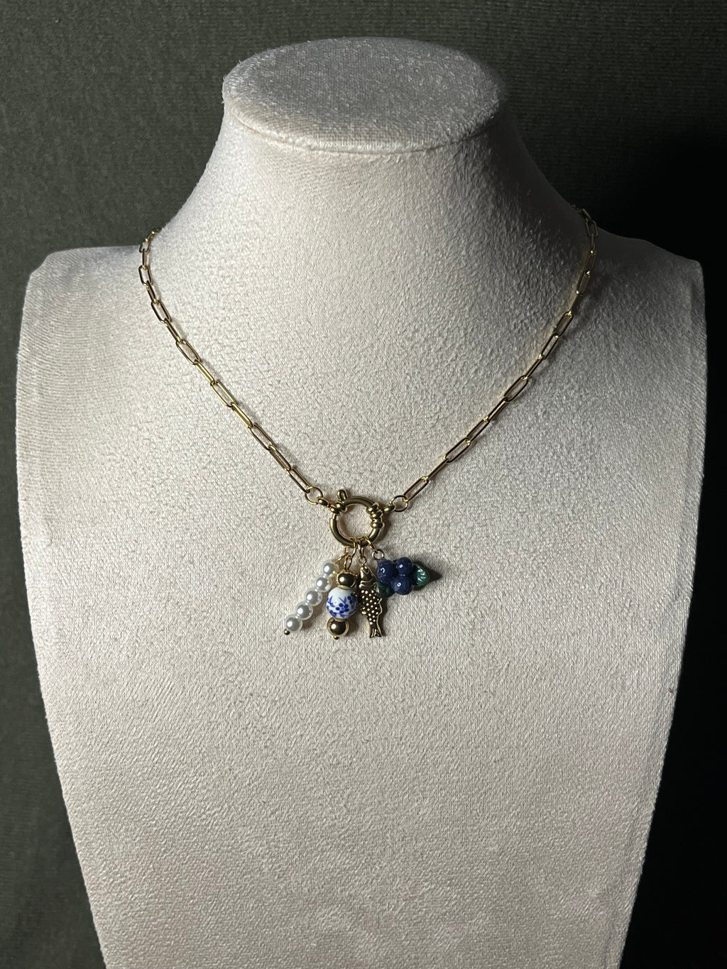 Collier Betty