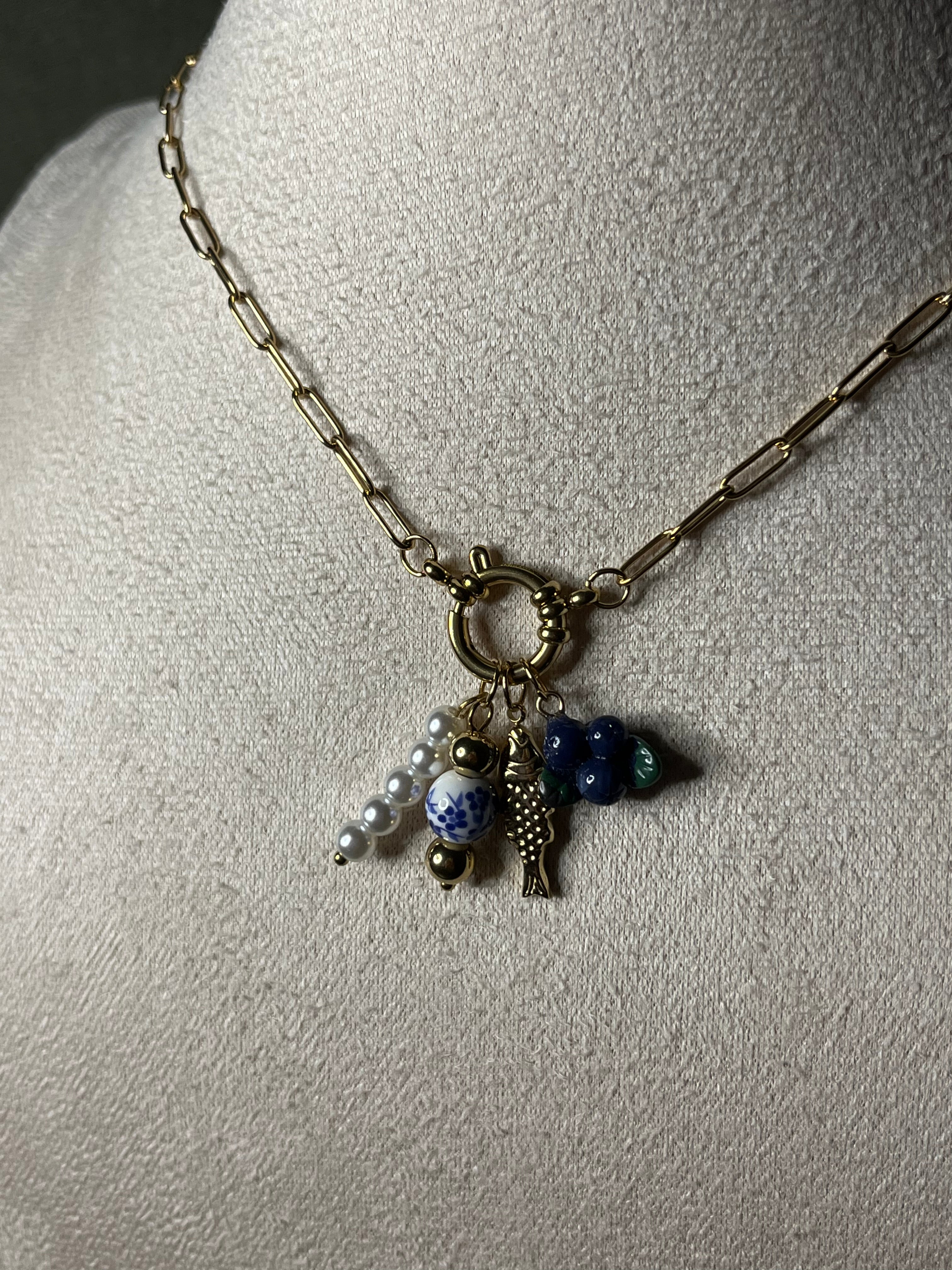 Collier Betty